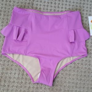 NWT Kortni Jeane Hip Ruffle Swimmers